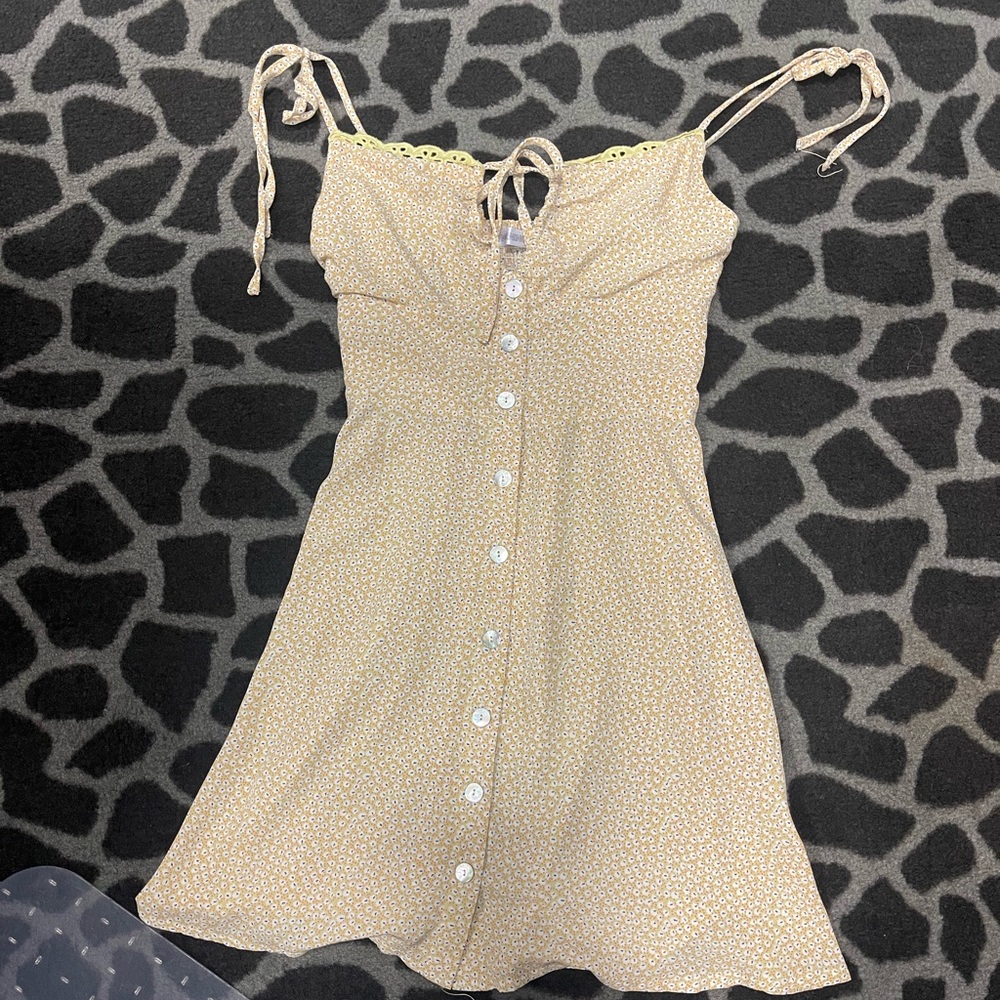 yellow sundress